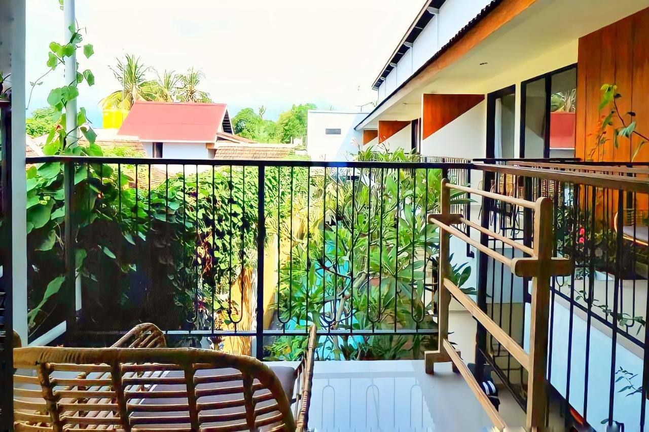 Hotel And Villa B52 Νησιά Γκίλι Εξωτερικό φωτογραφία