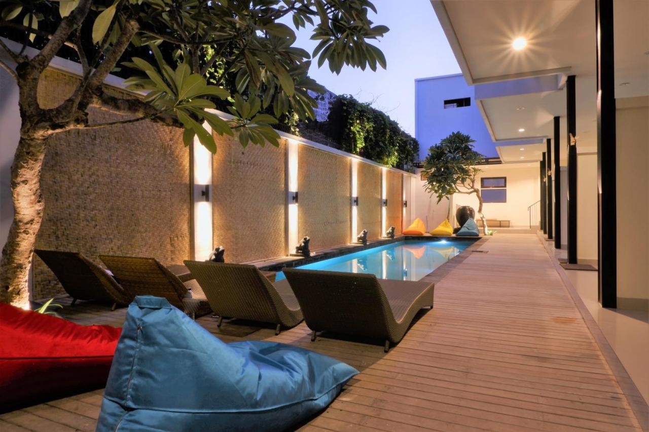 Hotel And Villa B52 Νησιά Γκίλι Εξωτερικό φωτογραφία